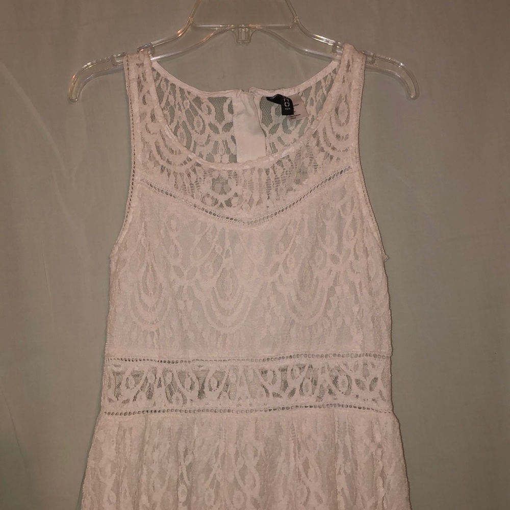 White lace dress size 10